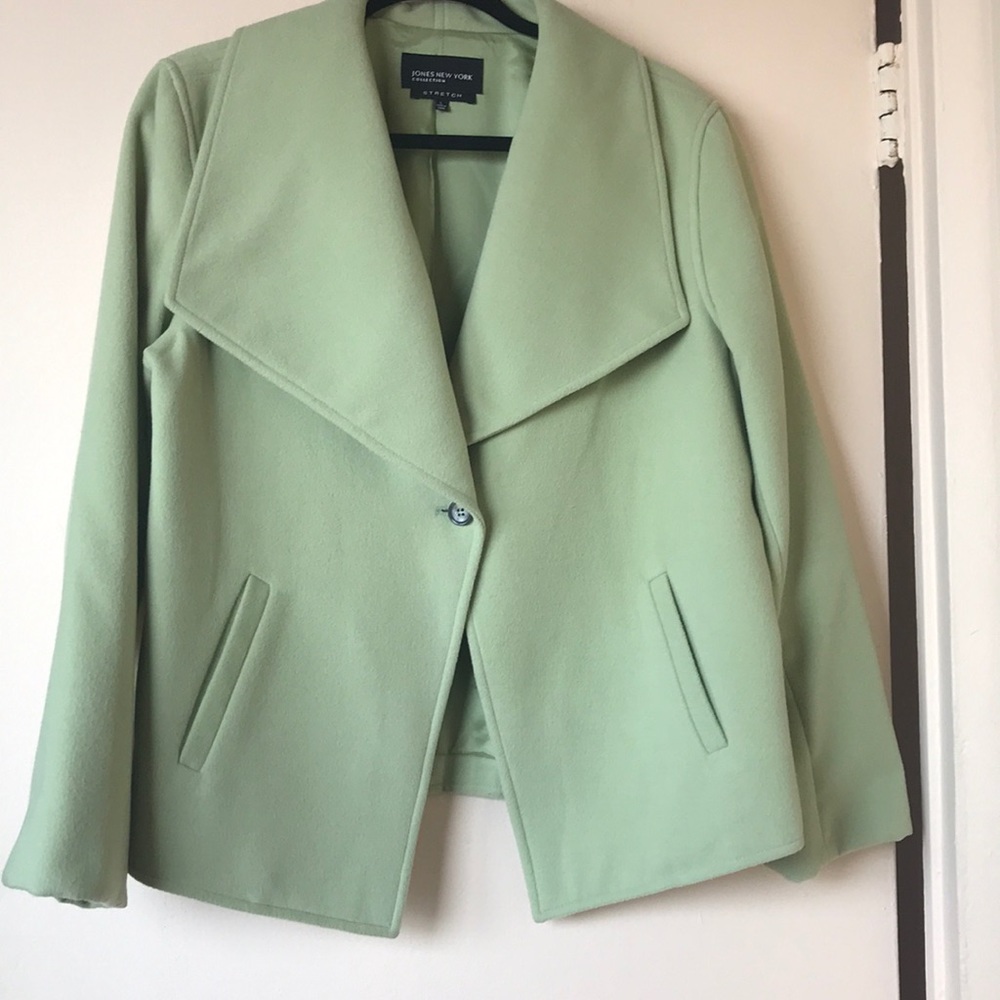A Jones New York blazer. Has been worn a few times